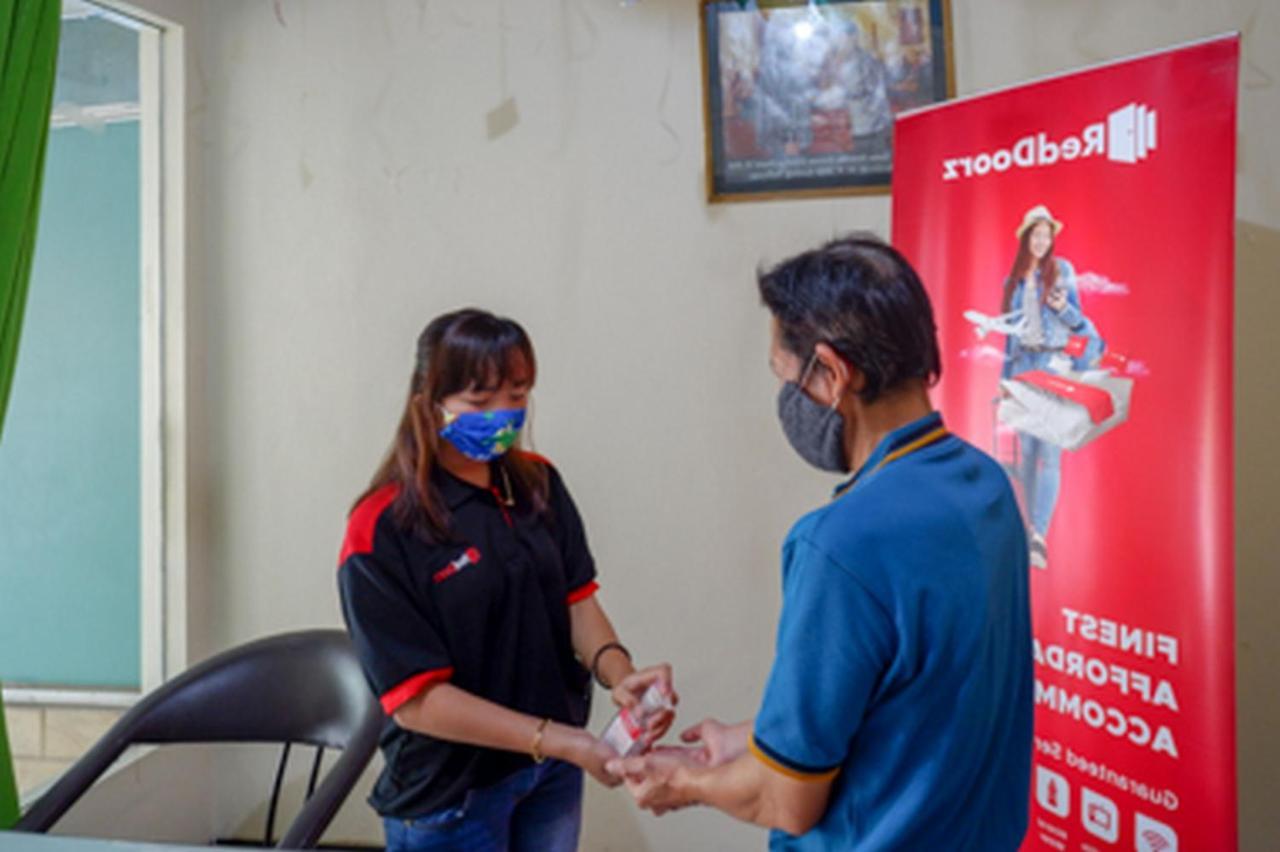 Reddoorz Near Rsud Kudus Hotel Exterior photo